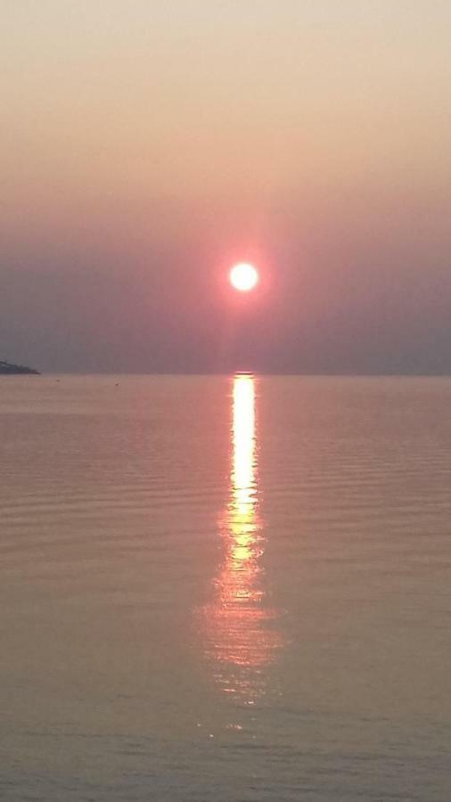 Willa Marina Capo Pino San Remo Zewnętrze zdjęcie